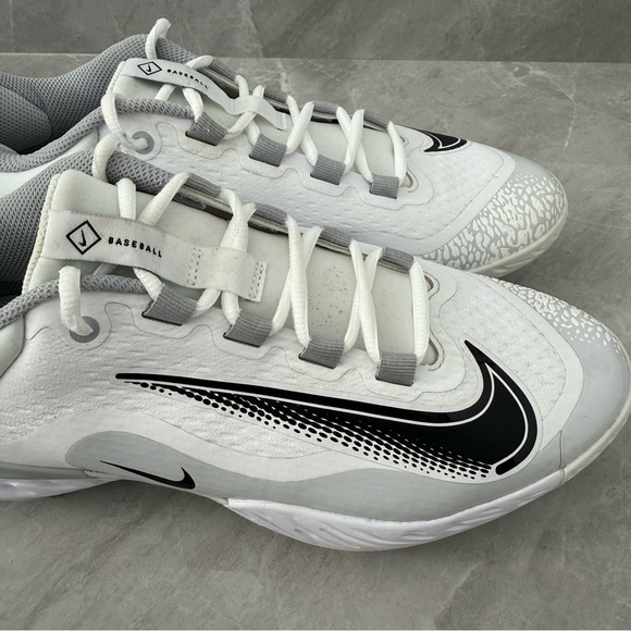 NWOT Men’s Nike Alpha Huarache Elite 4 Low Baseball Cleats FD2745-100 Size 10.5 - Picture 10 of 16